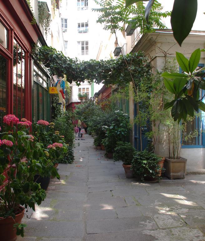 Апартаменты Petit Paris - Oasis In Marais Экстерьер фото
