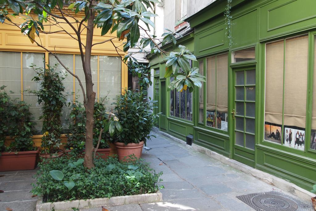 Апартаменты Petit Paris - Oasis In Marais Экстерьер фото